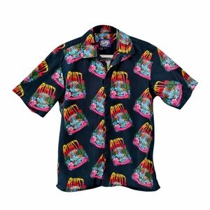 Runtz Worldwide Mens M Graphic Camp Shirt Loop Collar Streetwear Cotton